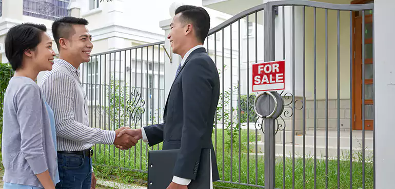 Why Choose Us to Sell Your House in Cedar Rapids, IA?