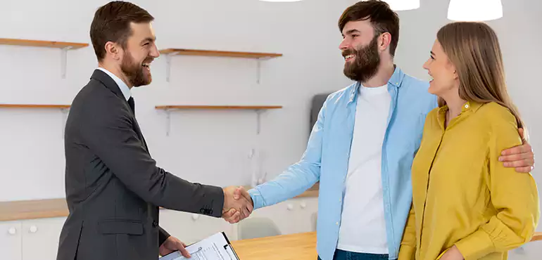 Why Choose Le Mars Home Buyers to Sell Your Condo Fast in Le Mars, IA?