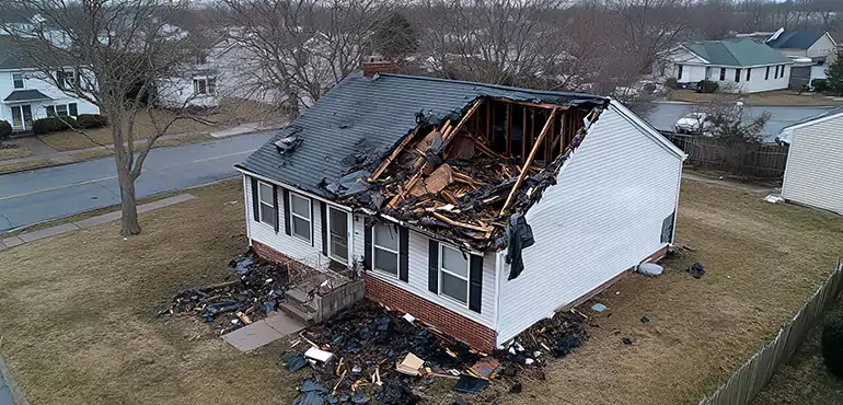 Why Choose Us for Selling Damaged House in Cedar Rapids, IA?