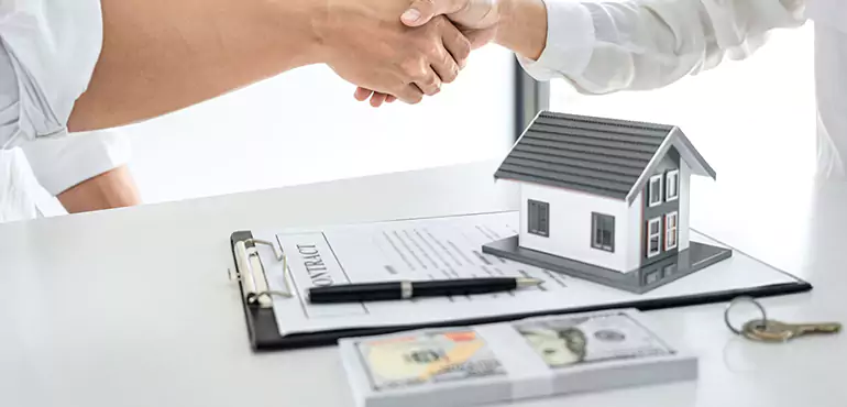 Why Choose Winterset Home Buyers to Buy Your Home Off Market On Cash in Winterset, IA?