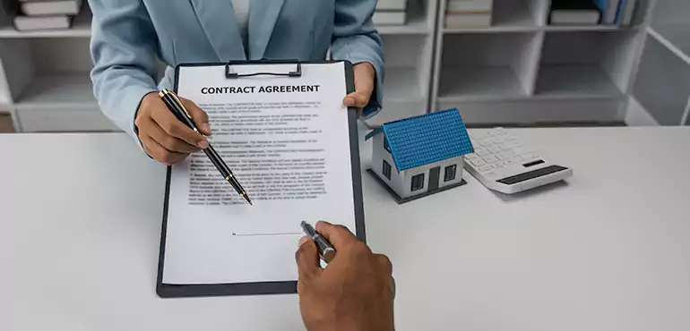 Why Sell Your Wholesale Assignment Contract to Us in Fort Dodge, IA?