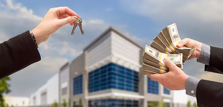 The Real Cost of Waiting for Traditional Buyers in Clive, IA