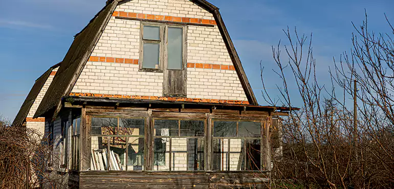 Own a Rental in Disrepair? We’ll Take It Off Your Hands in Cedar Rapids