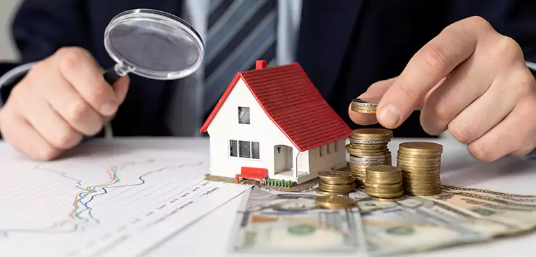 Home Needing Updates in Any Conditions for Cash in Cedar Rapids, IA