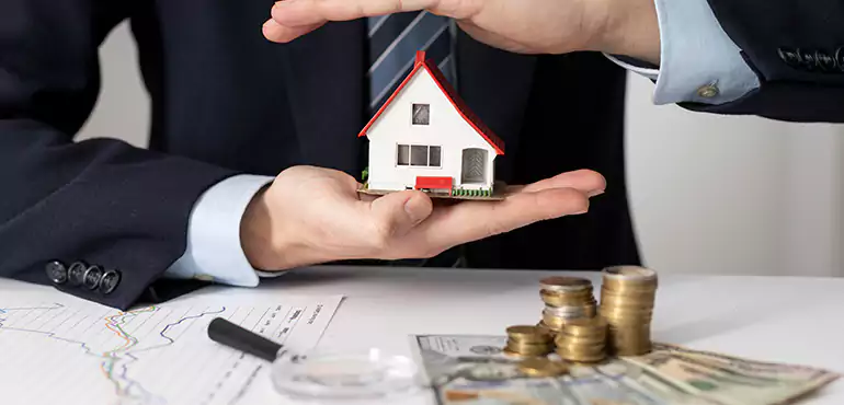 Who Do We Buy Houses From in Carroll, IA?