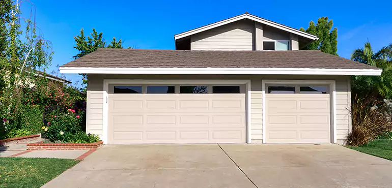 Homes In Pre-foreclosure Or Behind On Payments in Bettendorf, IA